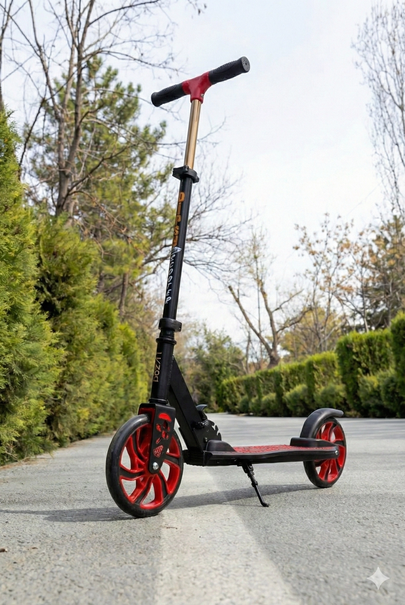 DİPSY KIRMIZI 2 Tekerlekli Katlanabilir +12 Yaş Üzeri Max 100 kg Taşıma Kapasite Frenli 9-12 yaş Scooter
