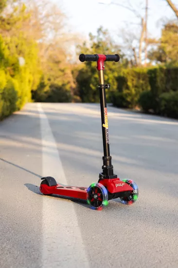 WİNKY KIRMIZI SCOOTER